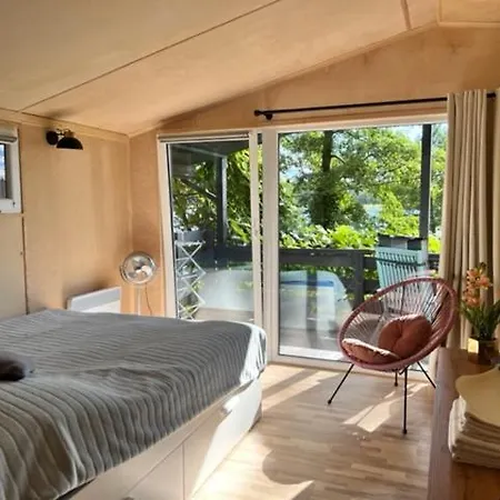 Nad Jeziorem * Gietrzwałd