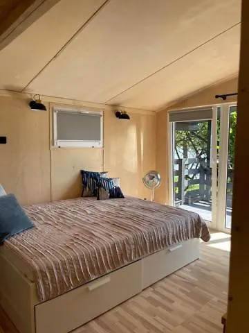 Nad Jeziorem * Gietrzwałd