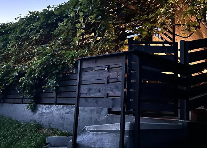 Nad Jeziorem Hébergement de vacances *